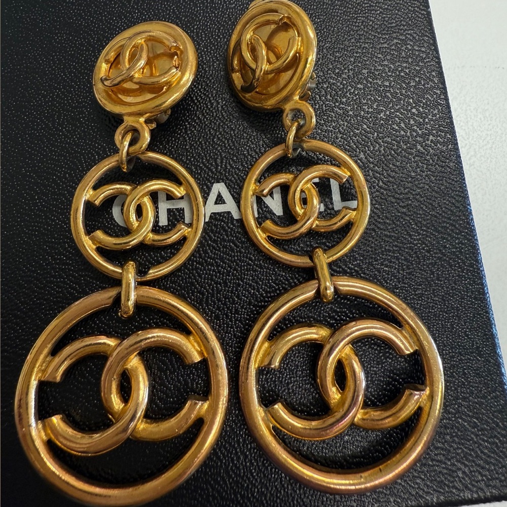 Vintage Chanel Clip On Earrings